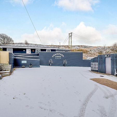 Craigpark Lodge Caldercruix Экстерьер фото