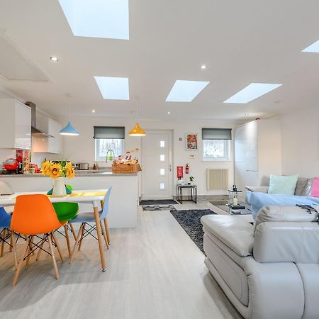 Craigpark Lodge Caldercruix Экстерьер фото